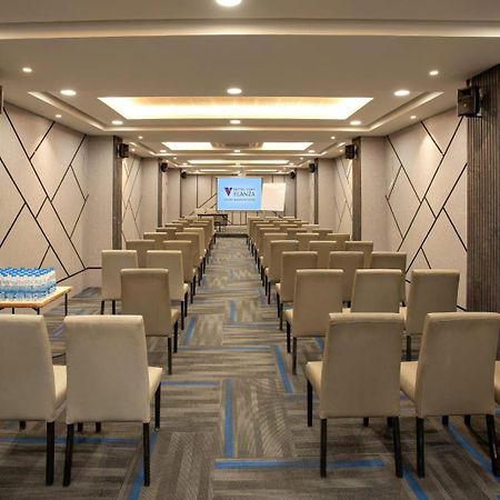 קוימבטור Hotel Vijay Elanza מראה חיצוני תמונה
